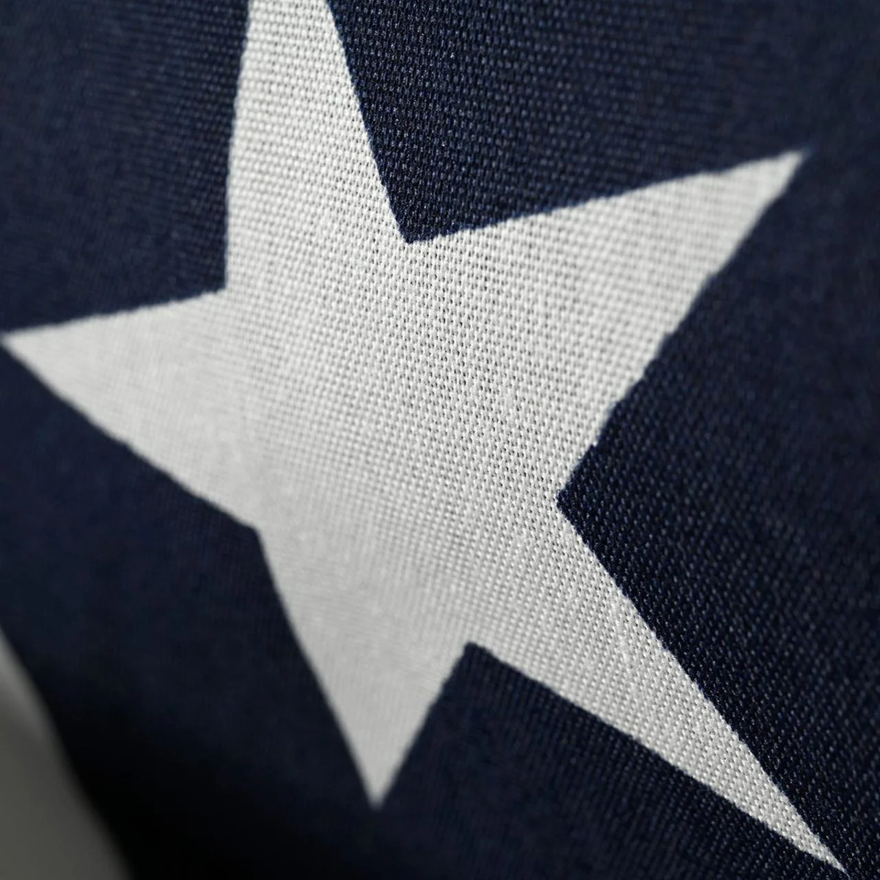 18in x 36in Printed Pleated Fan - Cotton with Stars - Image 4
